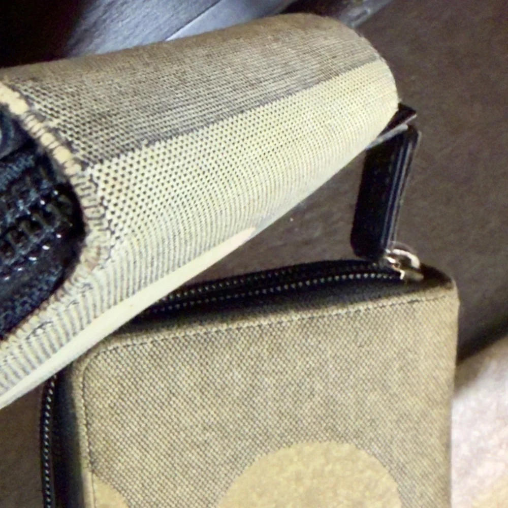 Bally Black Cream Woven Leather Bi Fold Wallet